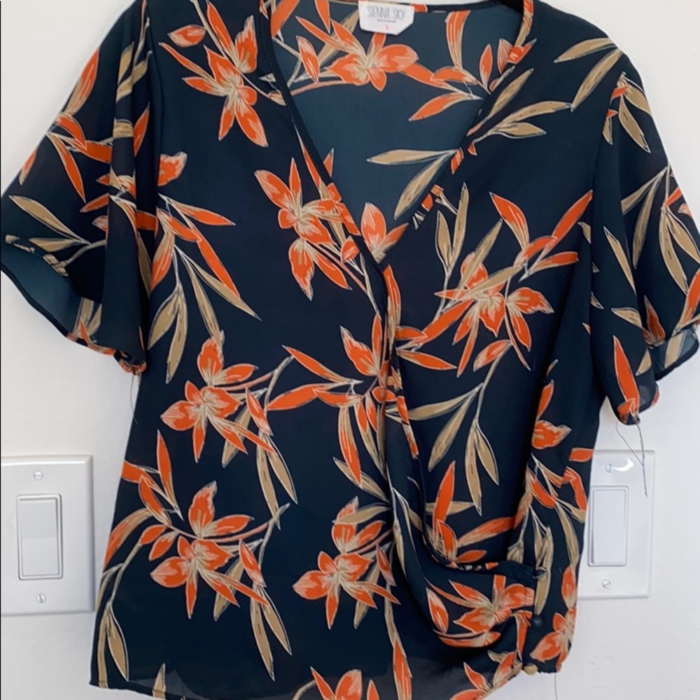 Flowy Top